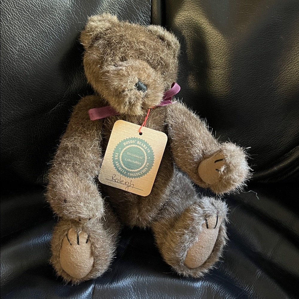 Boyd’s Bear Raleigh from Archive Collection